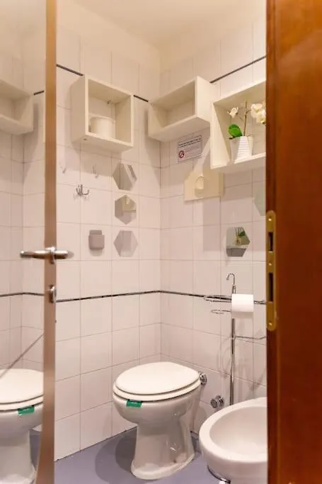Porta Nuova Moscova: Cozy Apartment Near Duomo! ميلان إيطاليا